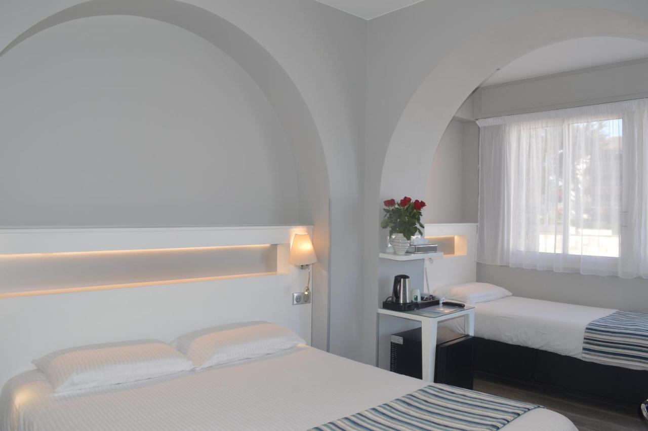 Hotel Valencia アンダイエ エクステリア 写真