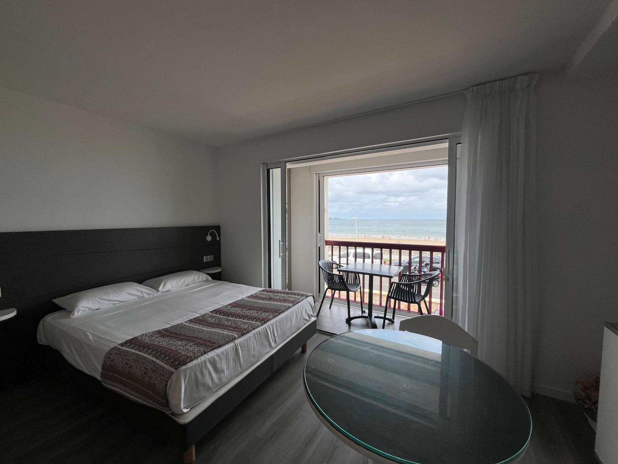 Hotel Valencia アンダイエ 部屋 写真